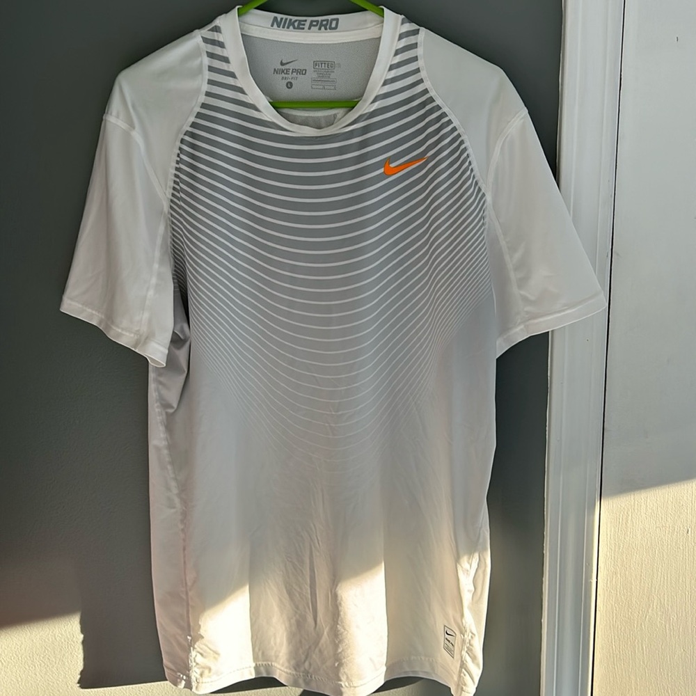 Men’s workout t-shirts